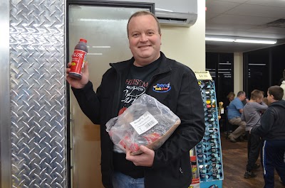 Tate's Kwik Stop & Deli, photographed by a Google contributor
