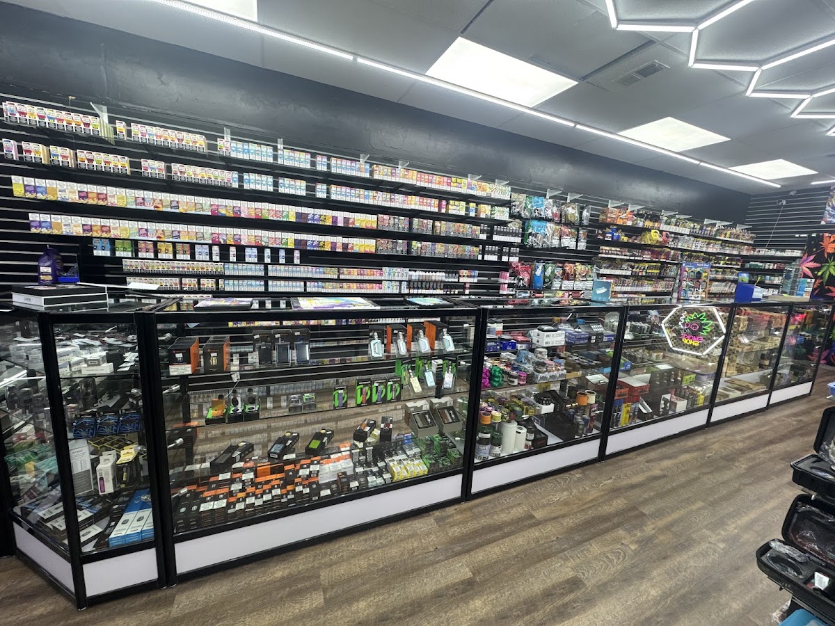 Smoker zone, photographed by a Google contributor