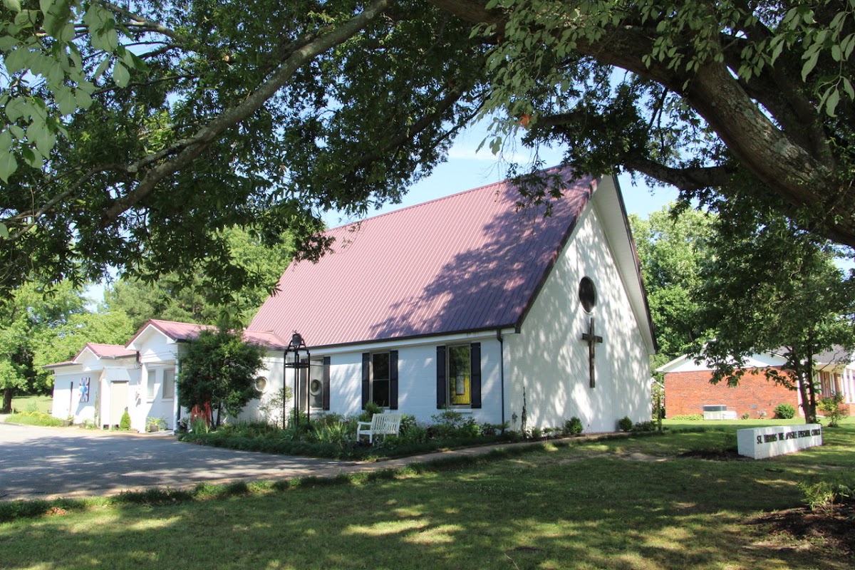 St. Thomas the Apostle Episcopal Church, photographed by a Google contributor