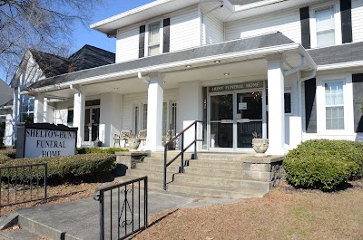 Shelton-Hunt Funeral Home, photographed by a Google contributor