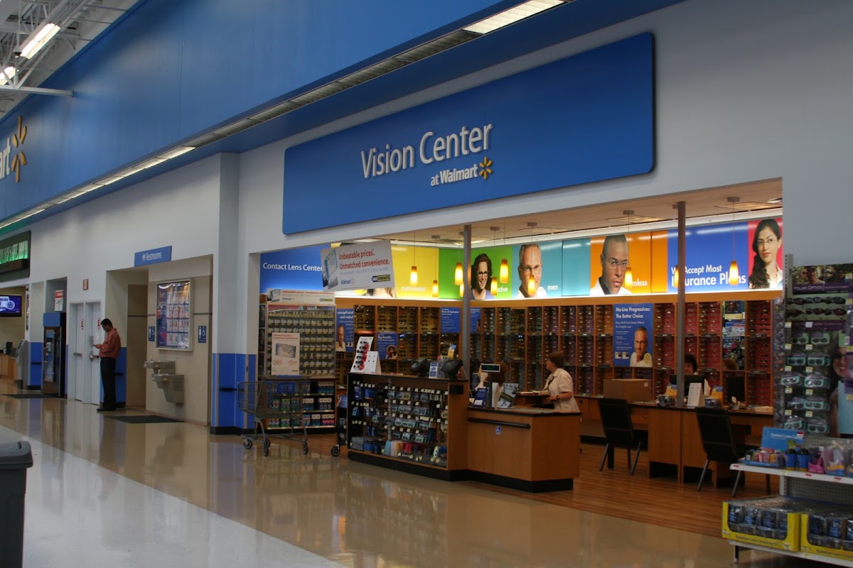 Walmart Vision & Glasses, photographed by a Google contributor